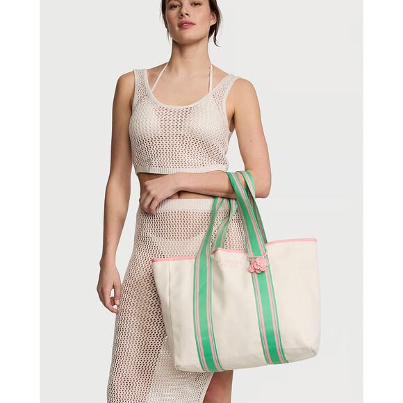 Victoria’s Secret Tote Bag - Picture 2 of 9